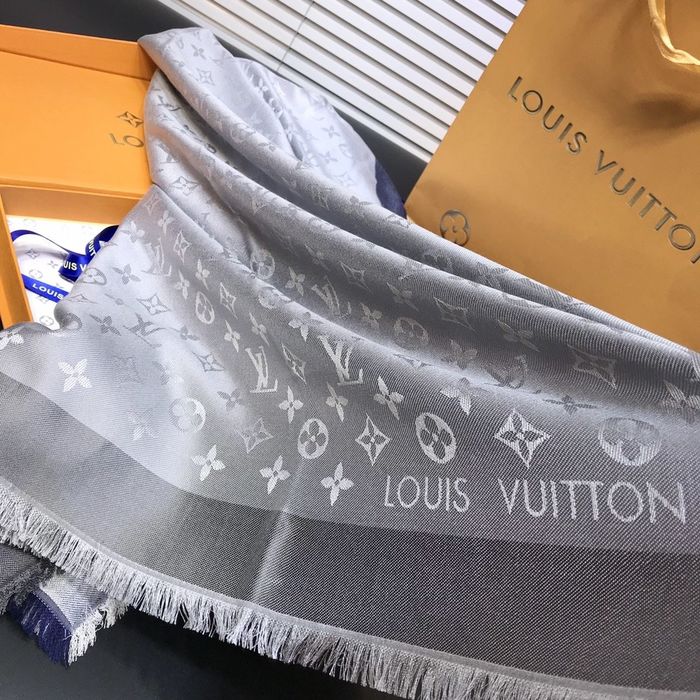 Louis Vuitton Scarf LVS00175